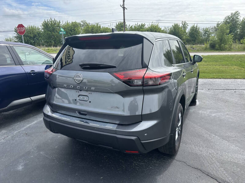 2024 Nissan Rogue S