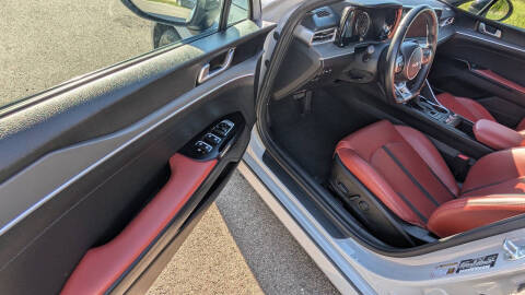 2024 Kia K5 GT-Line
