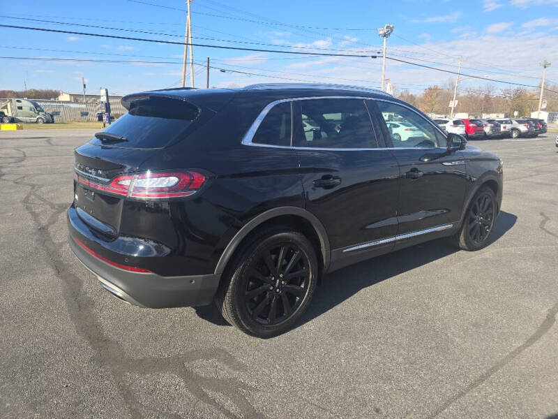 2022 Lincoln Nautilus Reserve