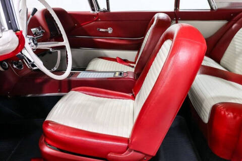 1958 Ford Thunderbird