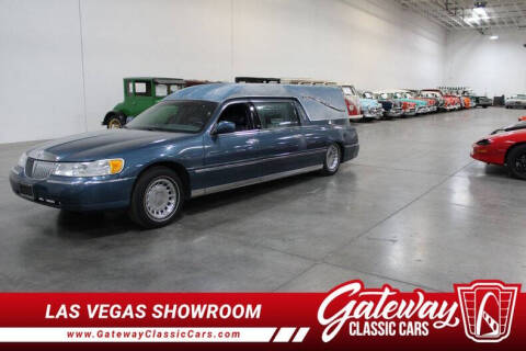 2001 Lincoln Town Car Executive