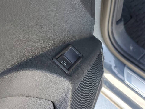 2024 Volkswagen Taos SE 4Motion