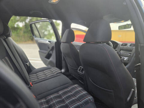 2013 Volkswagen GTI Base PZEV