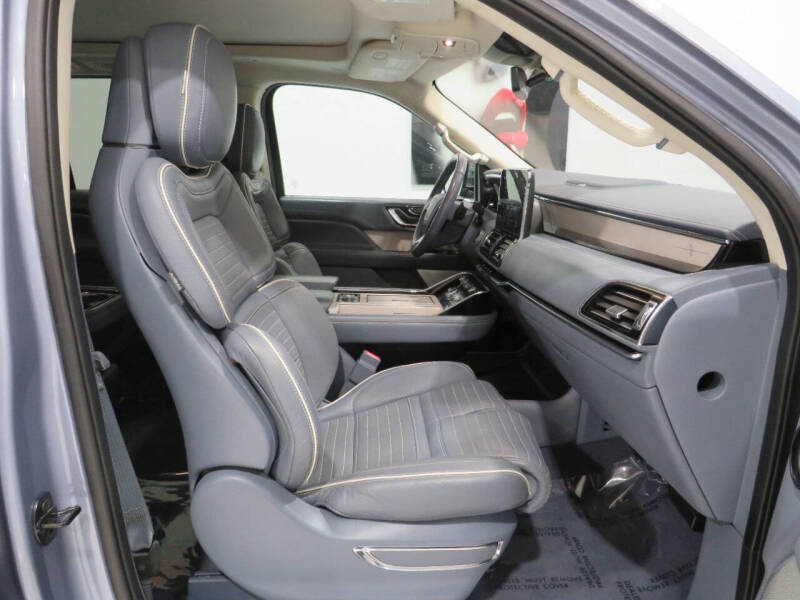 2019 Lincoln Navigator Black Label