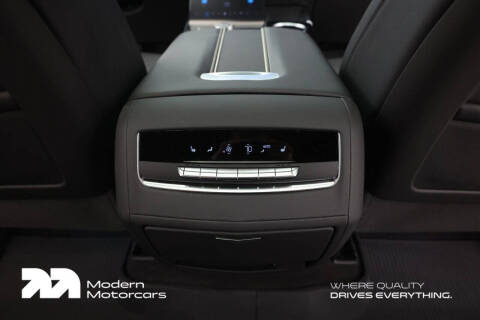 2025 Cadillac Escalade Sport