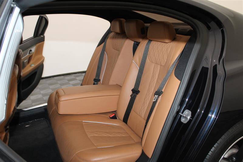 2021 BMW 7 Series 750i xDrive