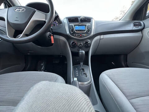 2015 Hyundai Accent GLS