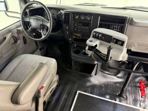 2004 Chevrolet Express 3500