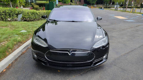 2015 Tesla Model S 70