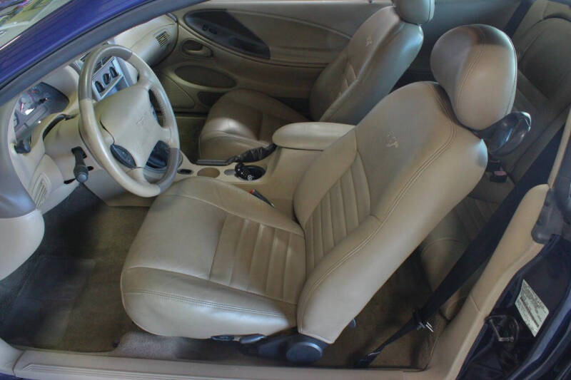2003 Ford Mustang