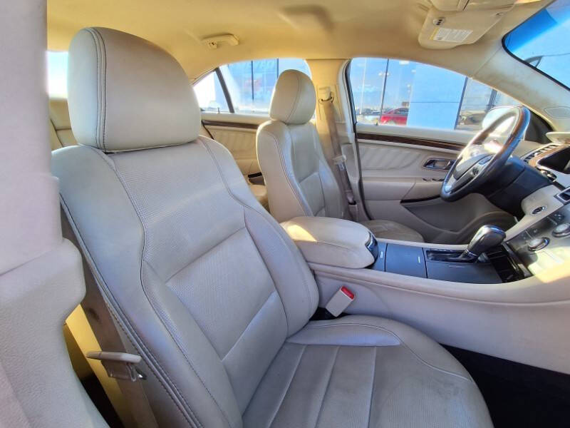 2014 Ford Taurus Limited