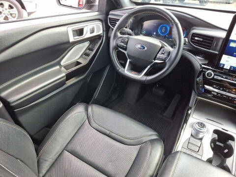 2022 Ford Explorer ST