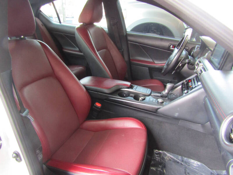 2021 Lexus IS 300
