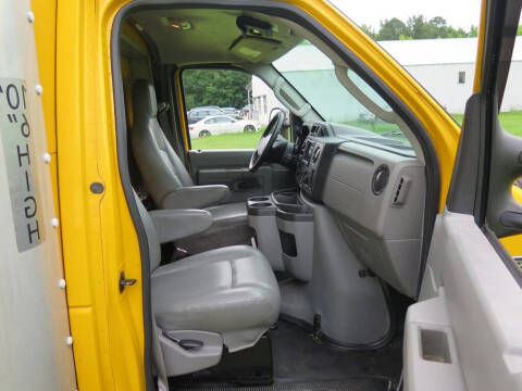 2015 Ford E-Series E-350 SD