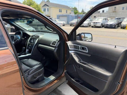 2012 Ford Explorer XLT