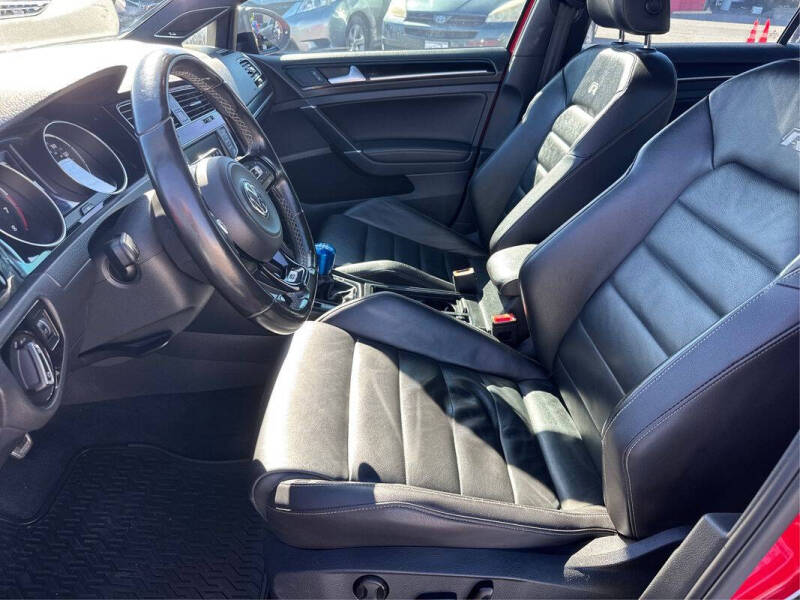 2016 Volkswagen Golf R 4Motion