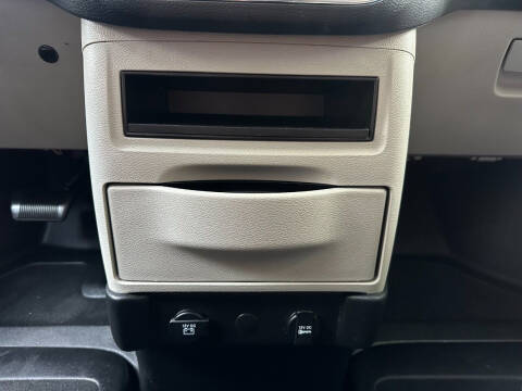 2016 Chrysler Town and Country LX