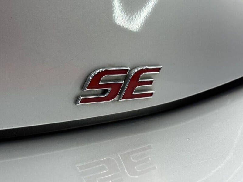 2021 Toyota Corolla Hatchback SE