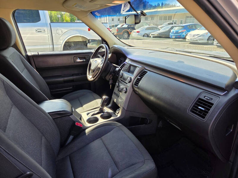 2017 Ford Flex SE