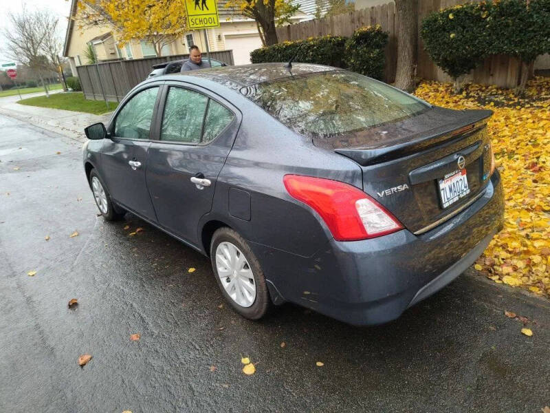2015 Nissan Versa 1.6 S