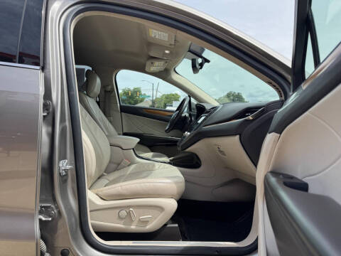 2017 Lincoln MKC Select