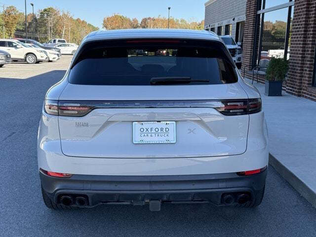 2022 Porsche Cayenne E-Hybrid Platinum Edition