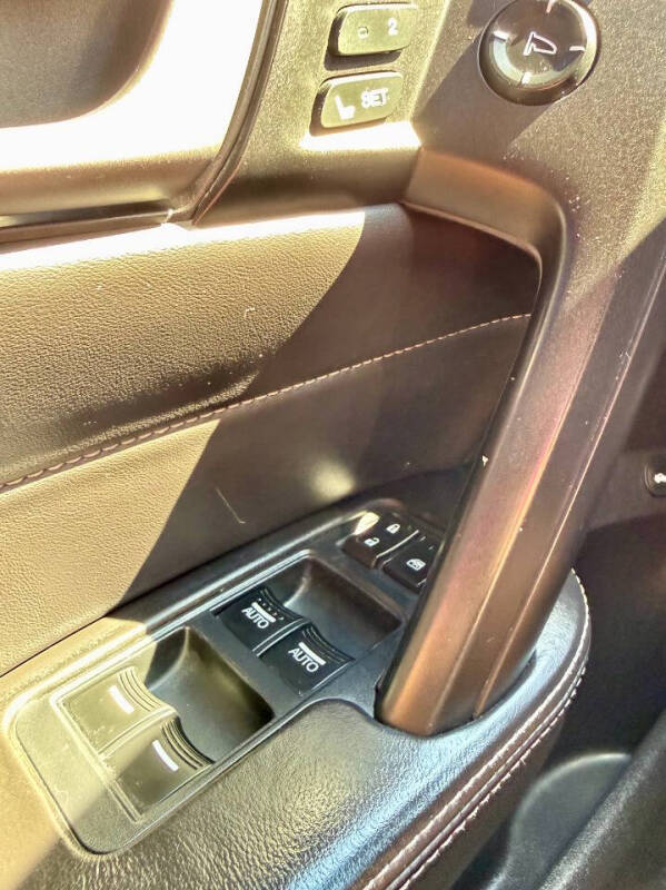 2011 Acura TL SH-AWD w/Tech w/HPT