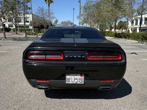 2018 Dodge Challenger SXT
