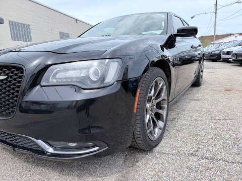 2017 Chrysler 300 S