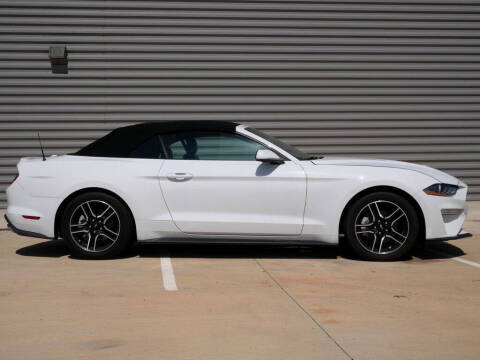 2022 Ford Mustang EcoBoost Premium