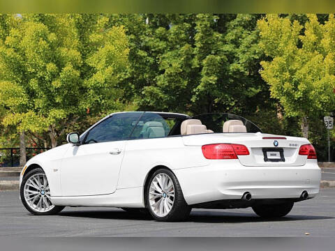 2011 BMW 3 Series 335i