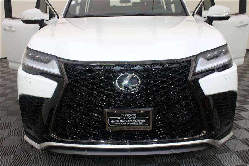2025 Lexus LX 700h F SPORT Handling