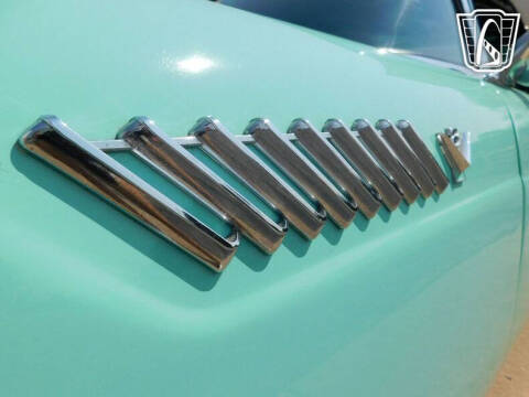 1955 Ford Thunderbird