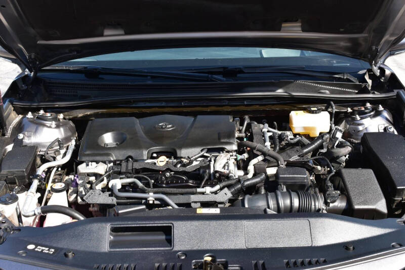 2018 Toyota Camry Hybrid XLE