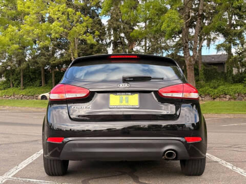 2016 Kia Forte5 LX