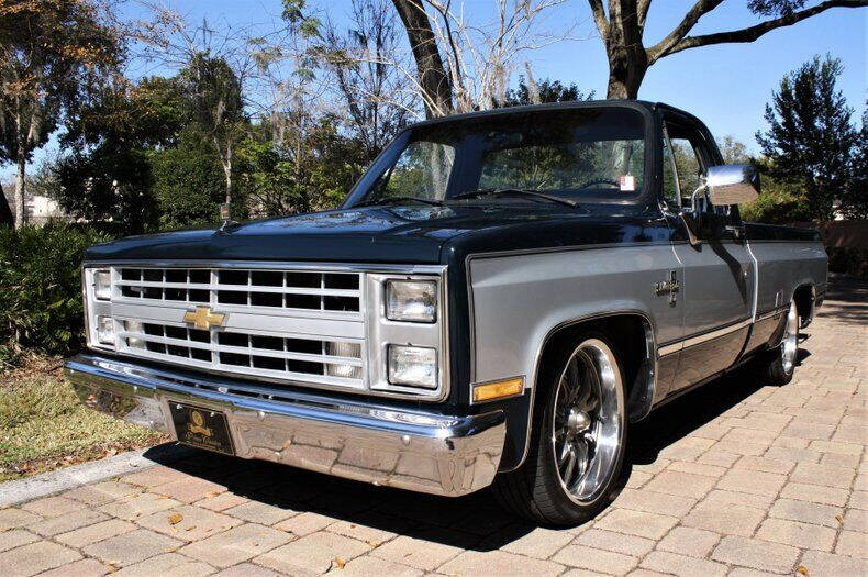 1987 Chevrolet R/V 10 Series