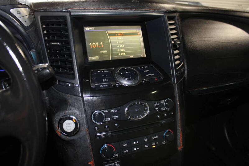 2012 Infiniti FX35