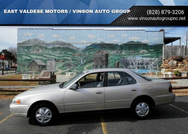 1995 Toyota Camry for sale at EAST VALDESE MOTORS / VINSON AUTO GROUP in Valdese NC