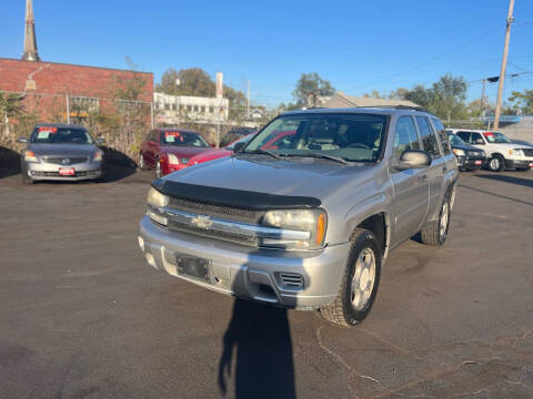 2007 Chevrolet TrailBlazer for sale at Rod's Automotive in Cincinnati OH