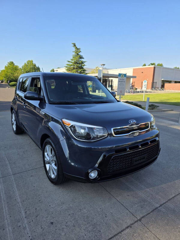 2016 Kia Soul +