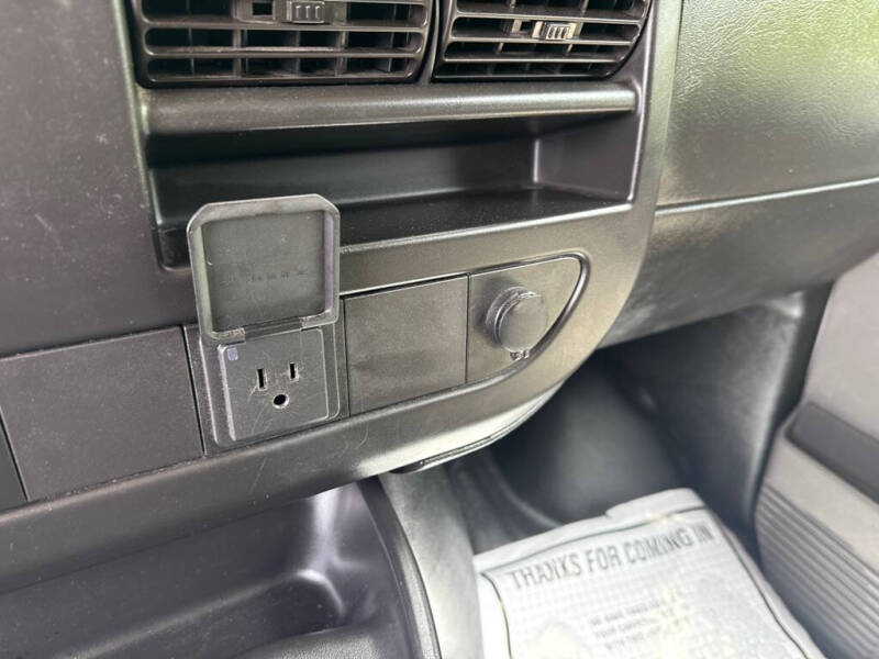 2021 Chevrolet Express 2500