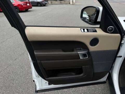 2021 Land Rover Range Rover Sport SE