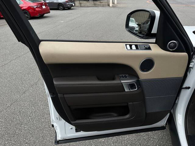 2021 Land Rover Range Rover Sport SE