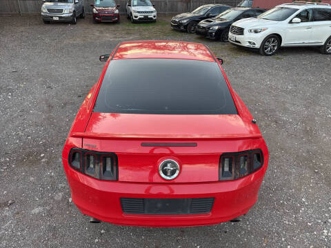 2013 Ford Mustang V6