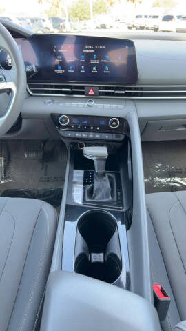 2023 Hyundai Elantra