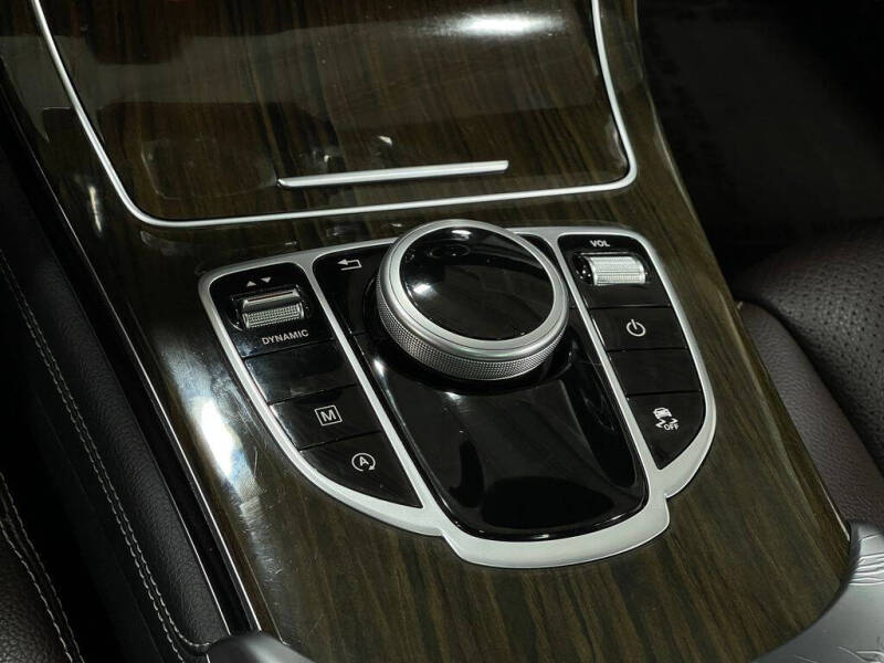 2017 Mercedes-Benz GLC GLC 300 4MATIC