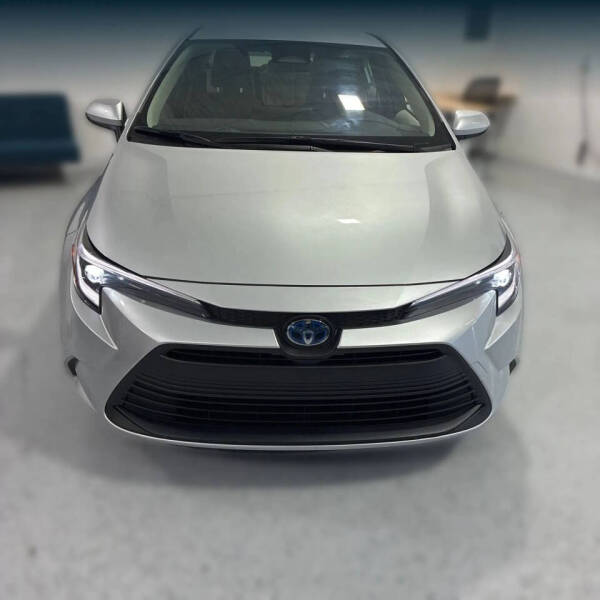 2025 Toyota Corolla Hybrid LE