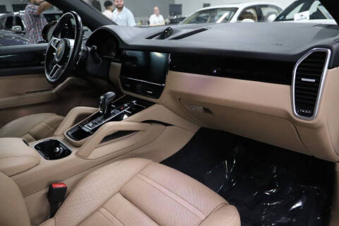 2020 Porsche Cayenne E-Hybrid