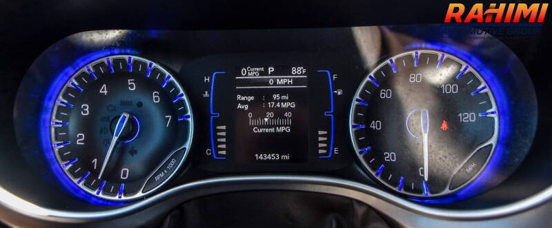 2017 Chrysler Pacifica Touring-L