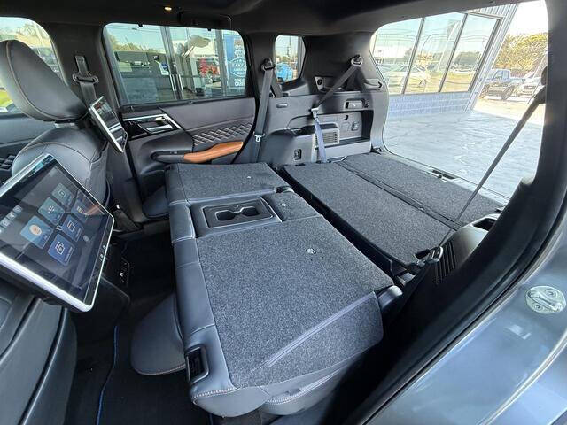 2023 Mitsubishi Outlander PHEV SEL